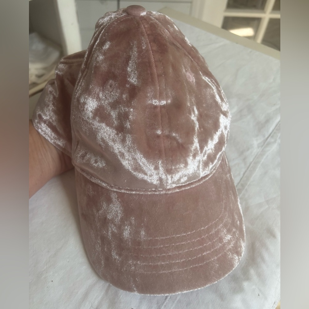 Velveteen Pink Baseball Cap
new!